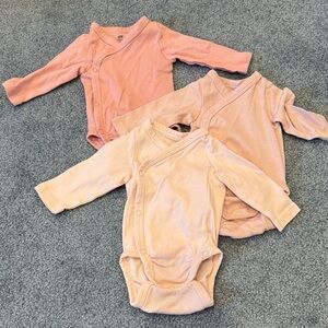 H&M shades of pinkBaby Bodysuit Trio